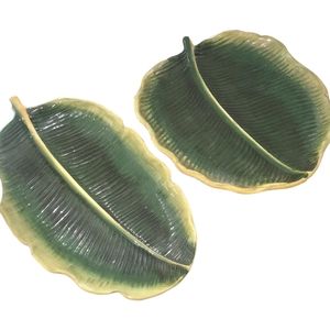 2 Banana LEAF PLATES/ Trays